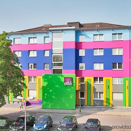 Hotel Petul Garden 3*