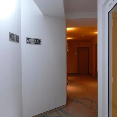 Petul Garden Hotel 3*