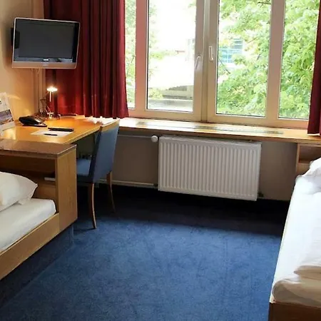 Petul Garden 3*